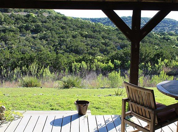 2nd image of 113 Mountain Views Dr
