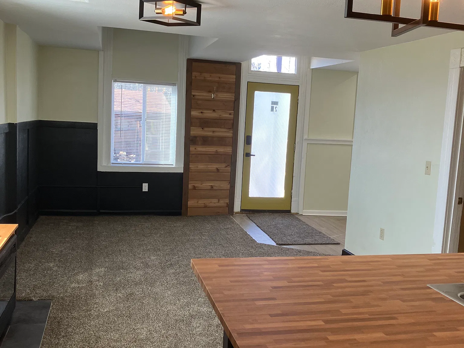 1 bed, 1200 sqft, $1,350 — Photo 3