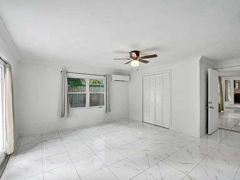 1836 SW 9th Ave — Photo 29
