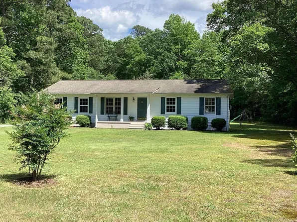 6597 McFarland Ln, Gloucester, VA 23061