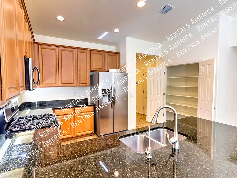11464 E Dry Wind Dr — Photo 6