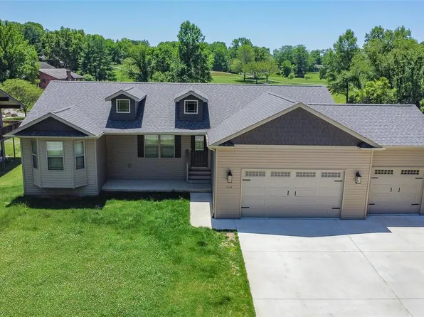 1012 College Rd, Lebanon, IL 62254