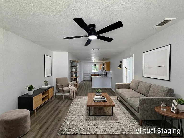 2723 Terrace Dr #2725 — Photo 3