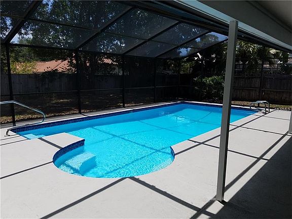 2nd image of 1814 Weatherstone Dr