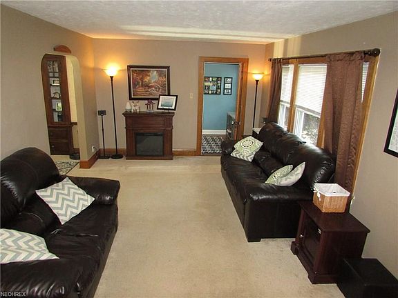 4th image of 2322 19th St