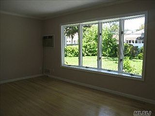 5th image of 102 Morton Blvd