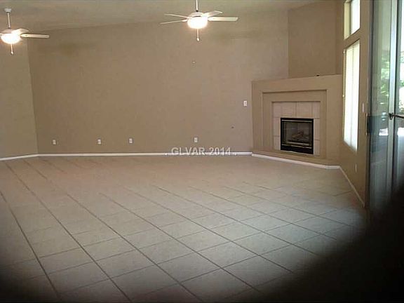 5th image of 509 Dawn Cove Dr