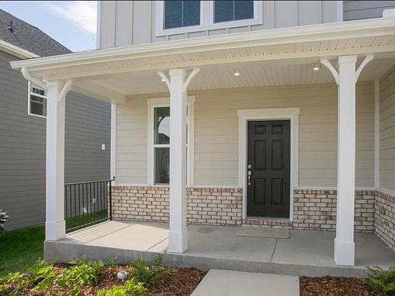 2nd image of 1006 Lionheart Dr