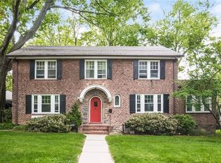164 Ancon Ave, Pelham, NY 10803