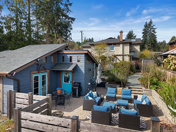 4th image of 5165 Cordova Bay Rd
