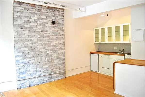 Rented by Luxe Group | media 34