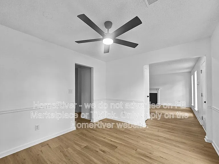 5486 Fox Valley Ln — Photo 5