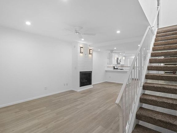 5th image of 2715 Abbot Kinney Blvd #4