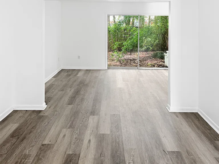 527 Tibet Ave #B14 — Photo 3