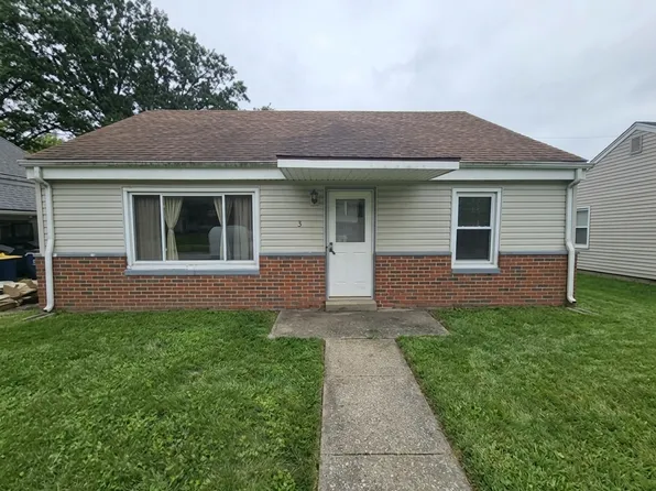 50 Young Dr, Saint Louis, MO 63135