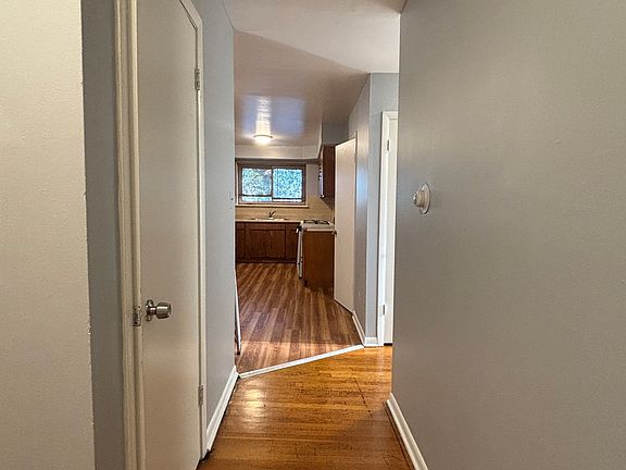 4th image of 131-33 N Cuyler Ave #B3