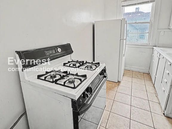 3rd image of 11391 Belleterre Ave #1S