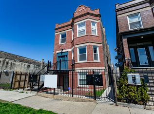 4148 W Cermak Rd, Chicago, IL 60623
