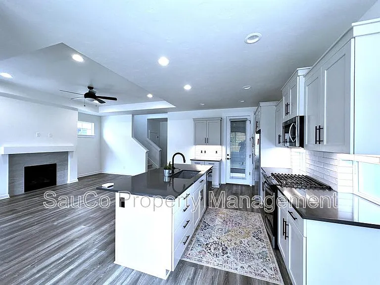6442 SE Provence St — Photo 5
