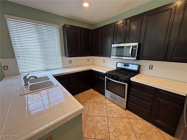 10764 Turquoise Valley Dr — Photo 13
