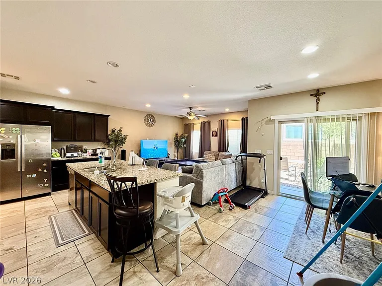 2848 Glass Vine Ct — Photo 2
