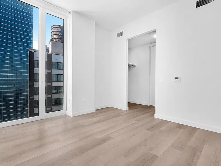 29-17 40th Ave #1004 — Photo 3