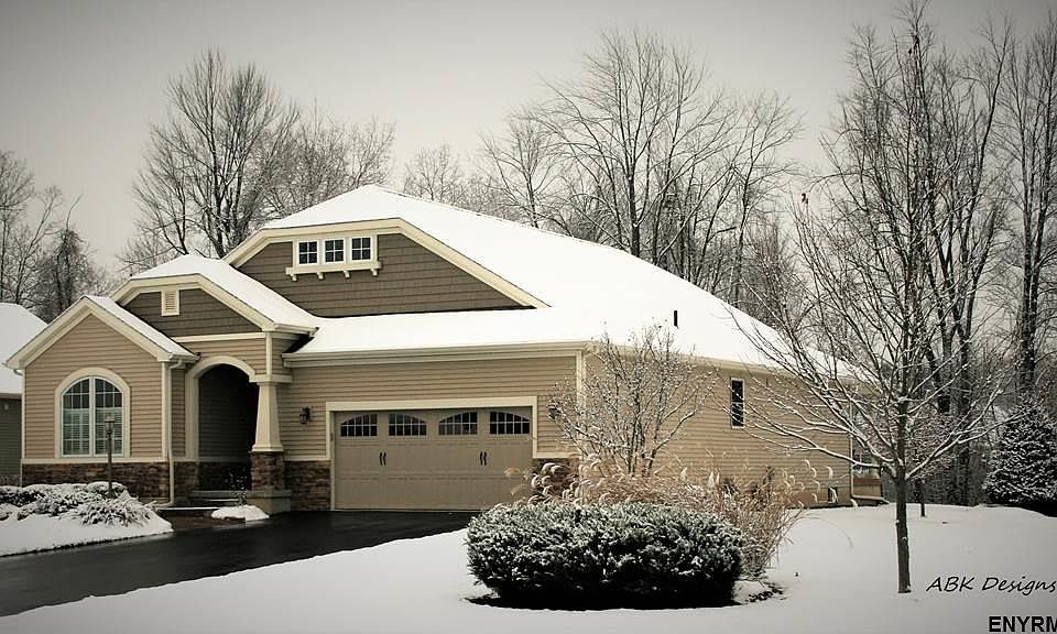 1st image of 10 Braxton Ct