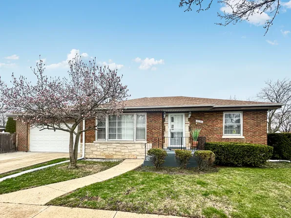 7200 W Keeney St, Niles, IL 60714