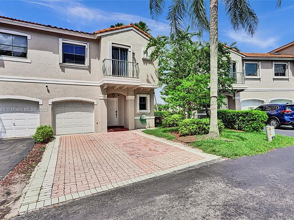 2nd image of 1417 NW 126th Way