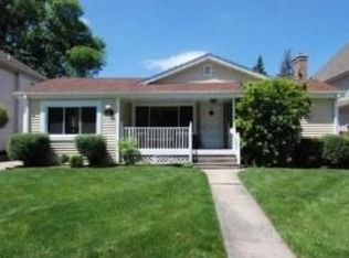 780 S Chatham Ave, Elmhurst, IL 60126