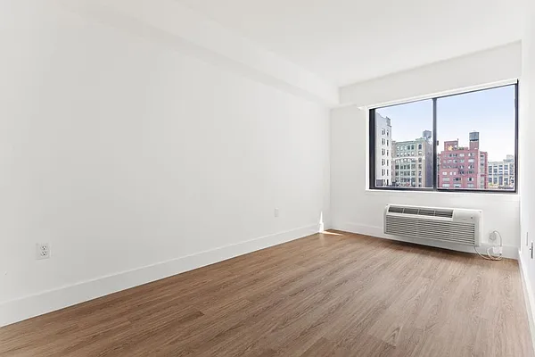 Rented by Greystar | media 6