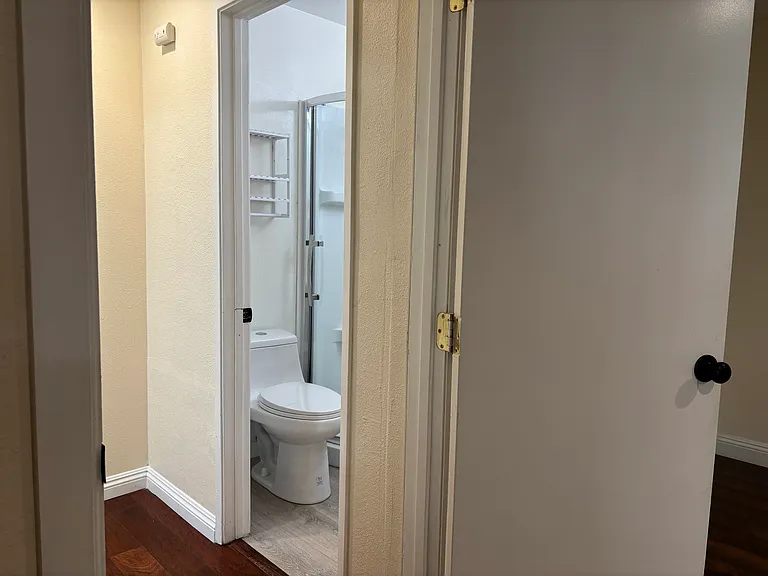 2404 Manzana Way — Photo 16