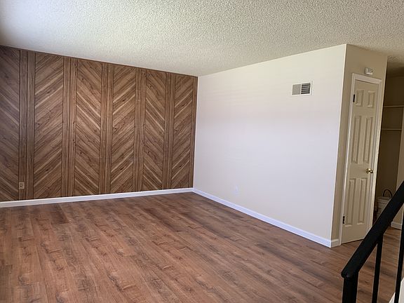 3rd image of 110 Buena Vista Park #1