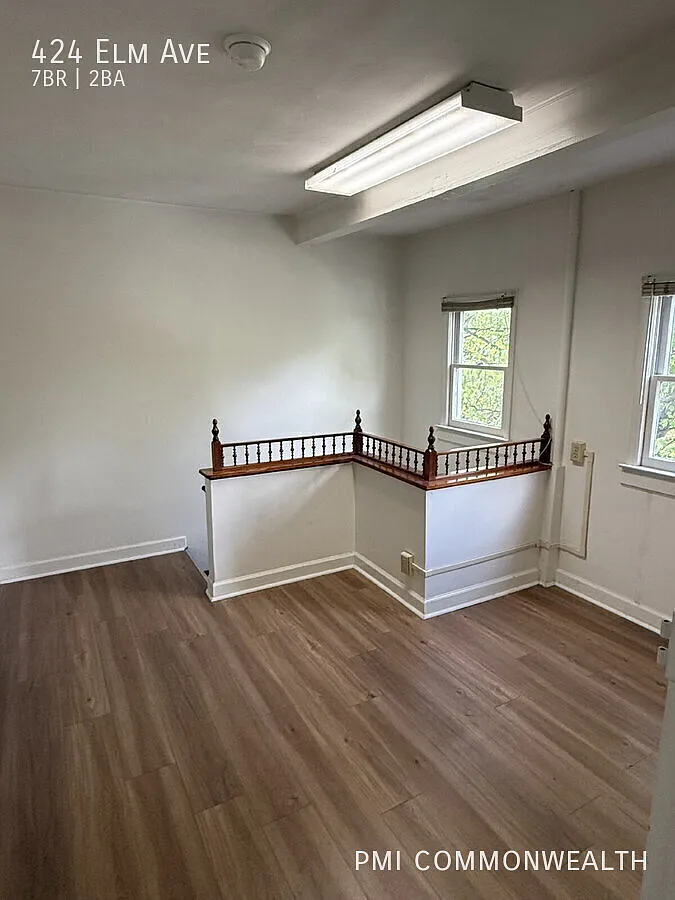 7 Bed / 2 Bath Single Family (Available Now) — Photo 2