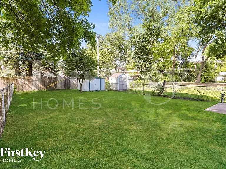 1119 S President St — Photo 15