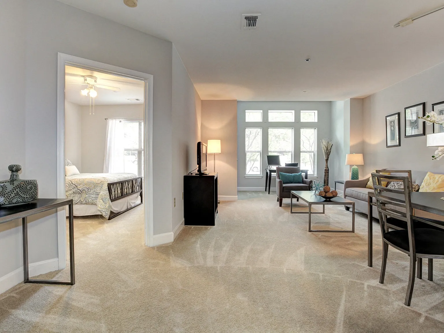 Strathmore Court at White Flint — Photo 4