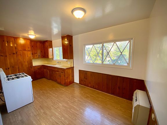 3rd image of 233 N Belmont St APT 5