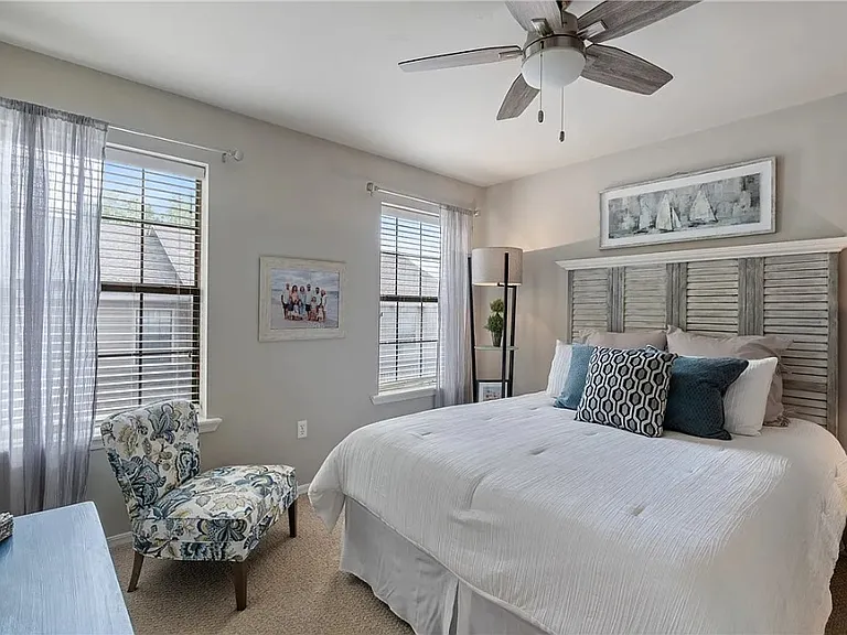 306 Fairway Cir #B — Photo 5