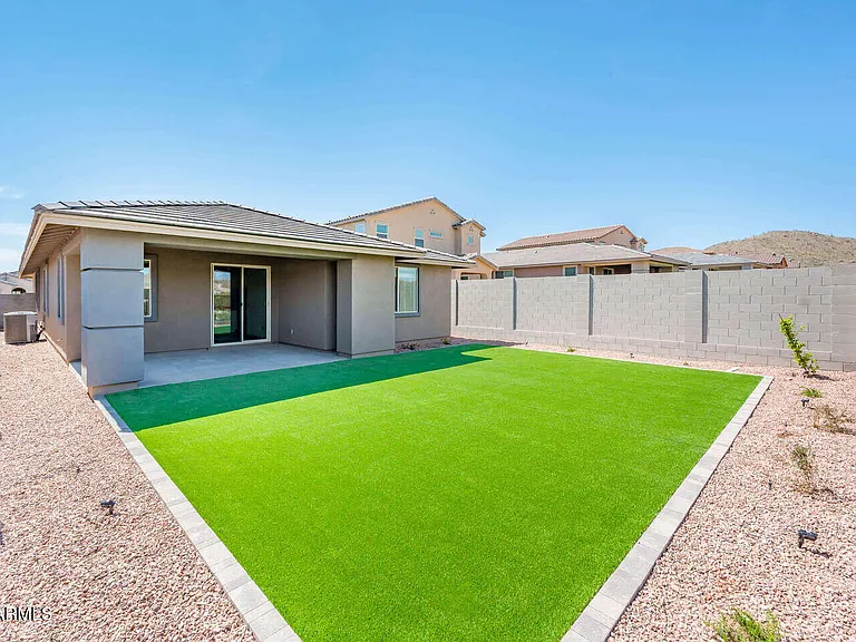 13320 W Eagle Feather Rd — Photo 36