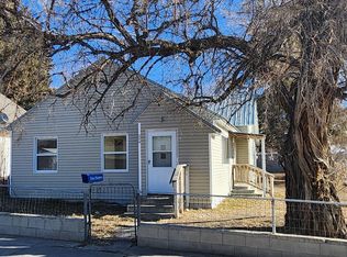 204 E Grand Ave, Arco, ID 83213