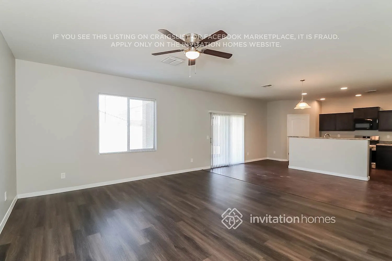 8226 W Wood Ln Phoenix, AZ 85043 — Photo 3