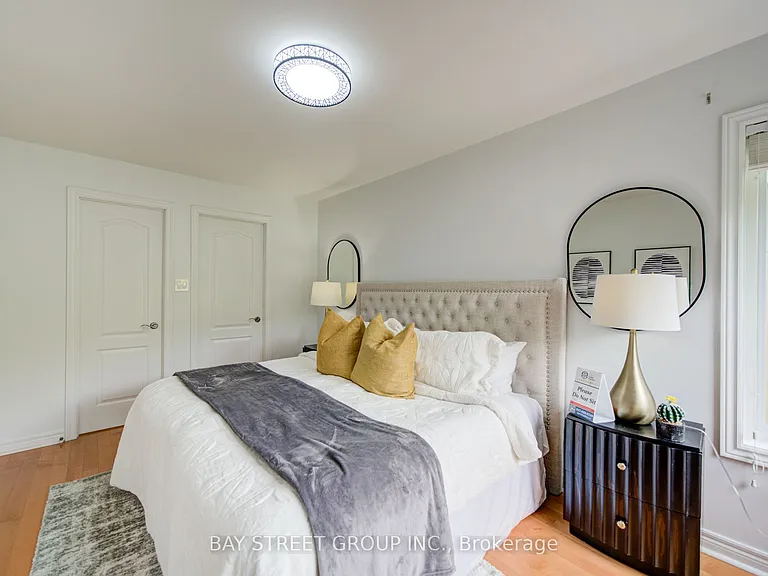 46 Romance Dr — Photo 19