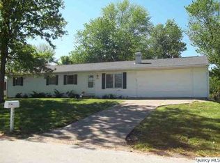 3400 Dee Dr, Quincy, IL 62305