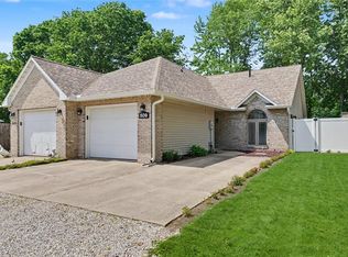 509 Laura Dr, Westville, IL 61883