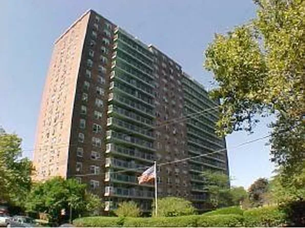1935 Shore Pkwy APT 3G, Brooklyn, NY 11214