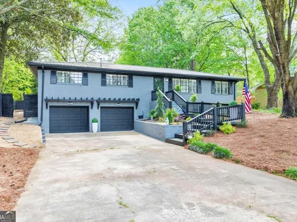 1810 Kinridge Rd, Marietta, GA 30062