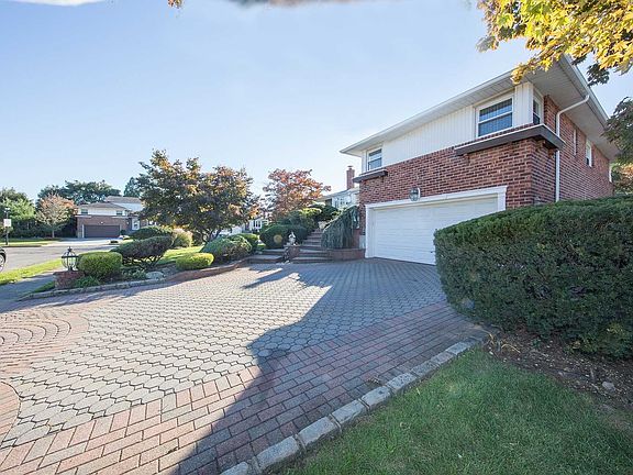 2nd image of 1158 Greenway Ct