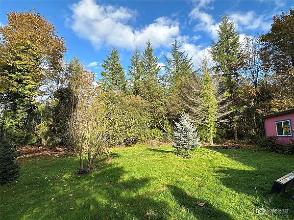 4th image of 130 E Cedarshade Lane