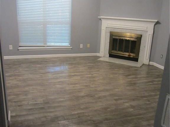 2nd image of 1043 Rock Creek Ln