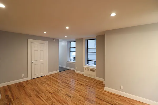 Rented by Bruma Realty LLC | media 15